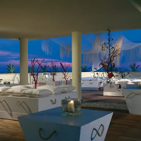 Hotel Smy Aran Blu Roma Mare (adults Only) 4*