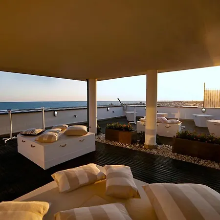 Hotel Smy Aran Blu Roma Mare (adults Only) 4*