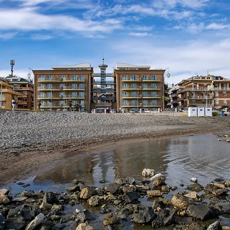 Hotel Smy Aran Blu Roma Mare (adults Only) 4*